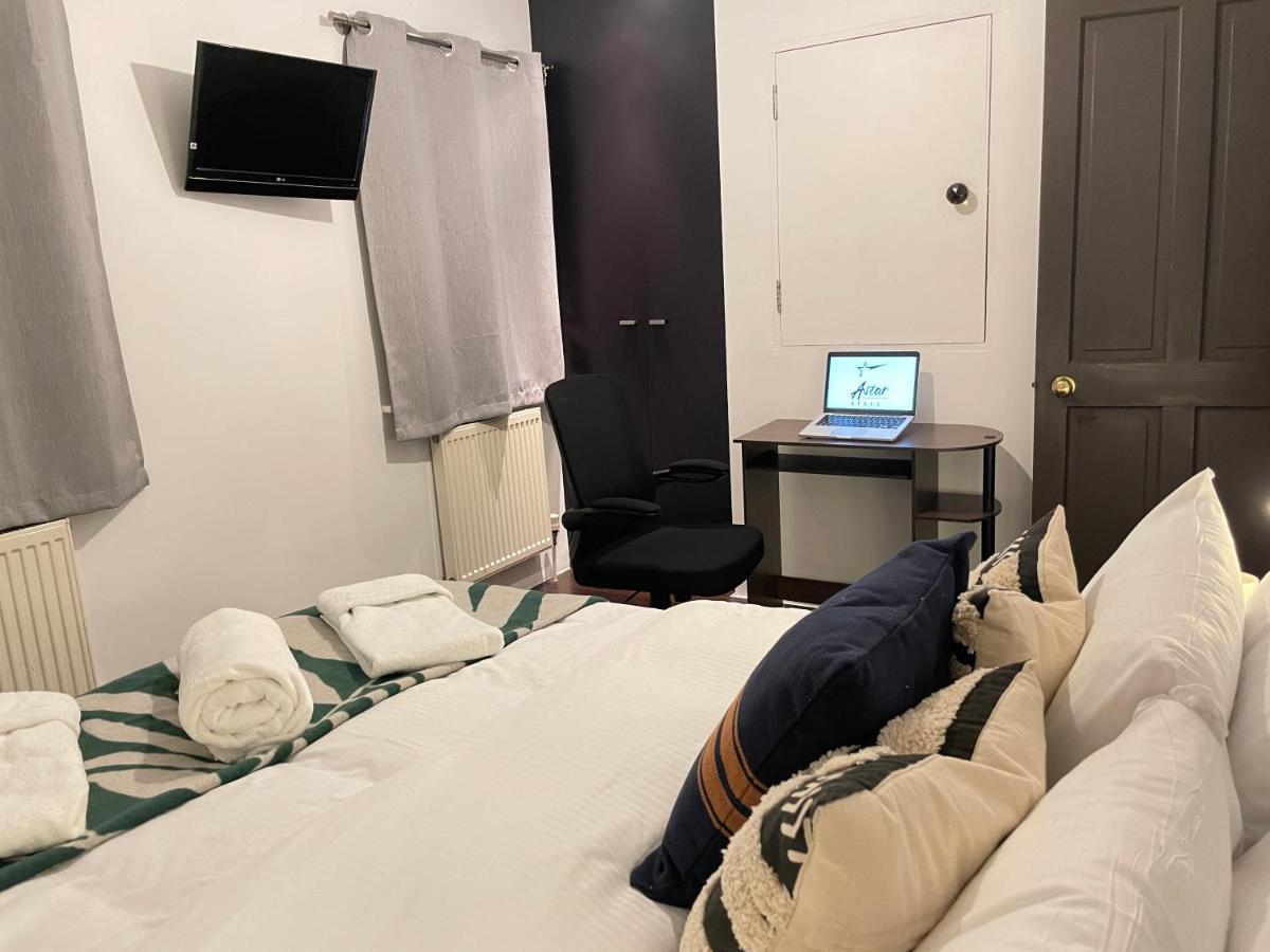 Apartment Stepney Gated Area With Parking & Garden *