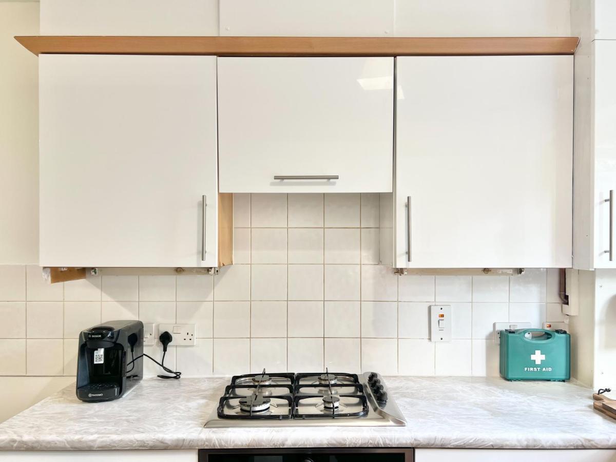 Leilighet Last-minute Offers L Exclusive Deals On 2 Double Bedrooms - Weekly & Monthly - Sleeps 6 Lhofin Short Lets & Serviced