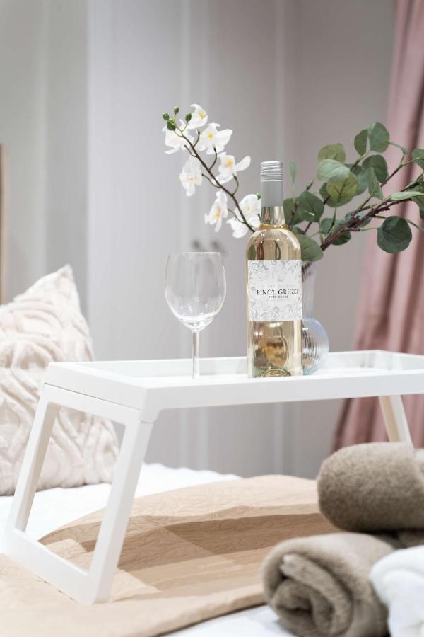 Kensington High 2 Bedroom Londen