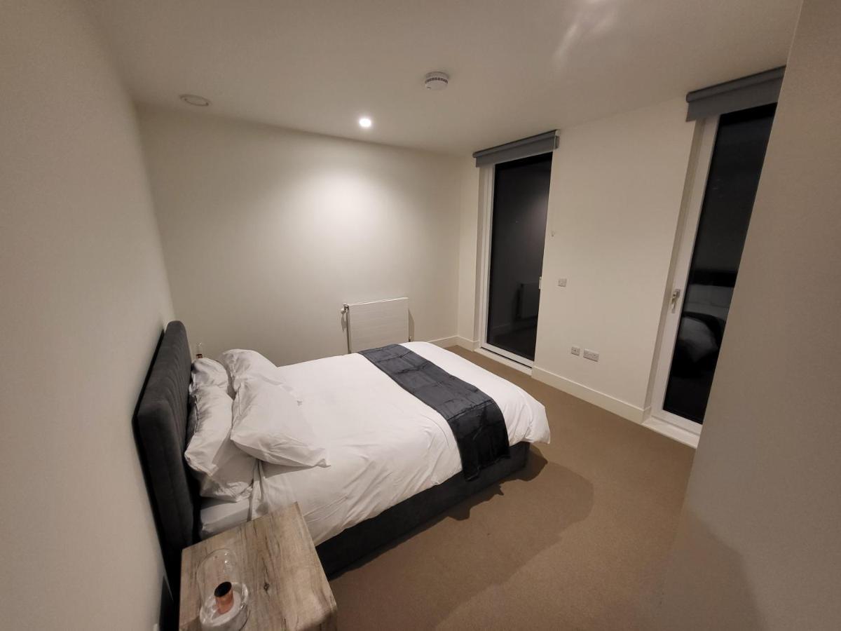 71 Bondway, Parry St, Sw81sf Apartment *