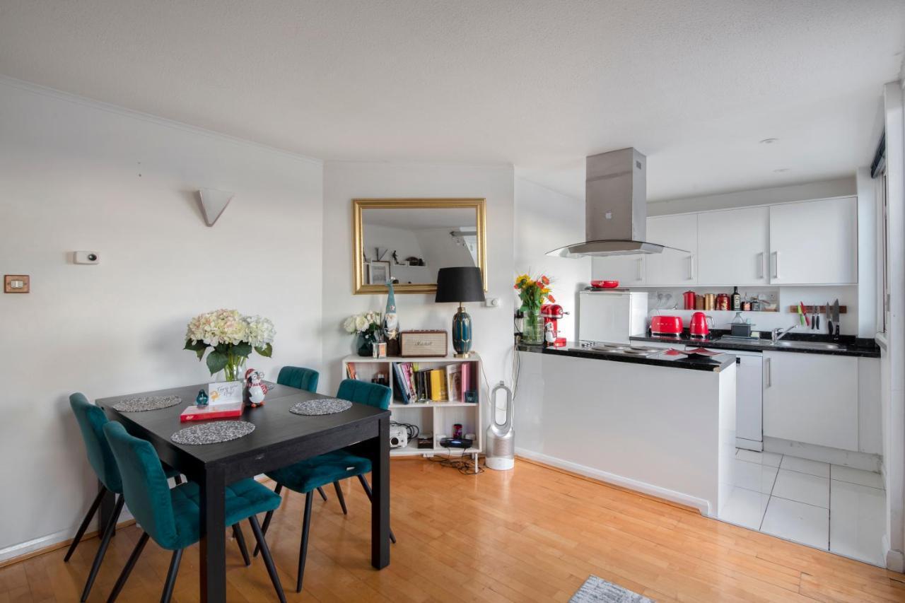 Hyde Park Rooftop Two Bedroom * London