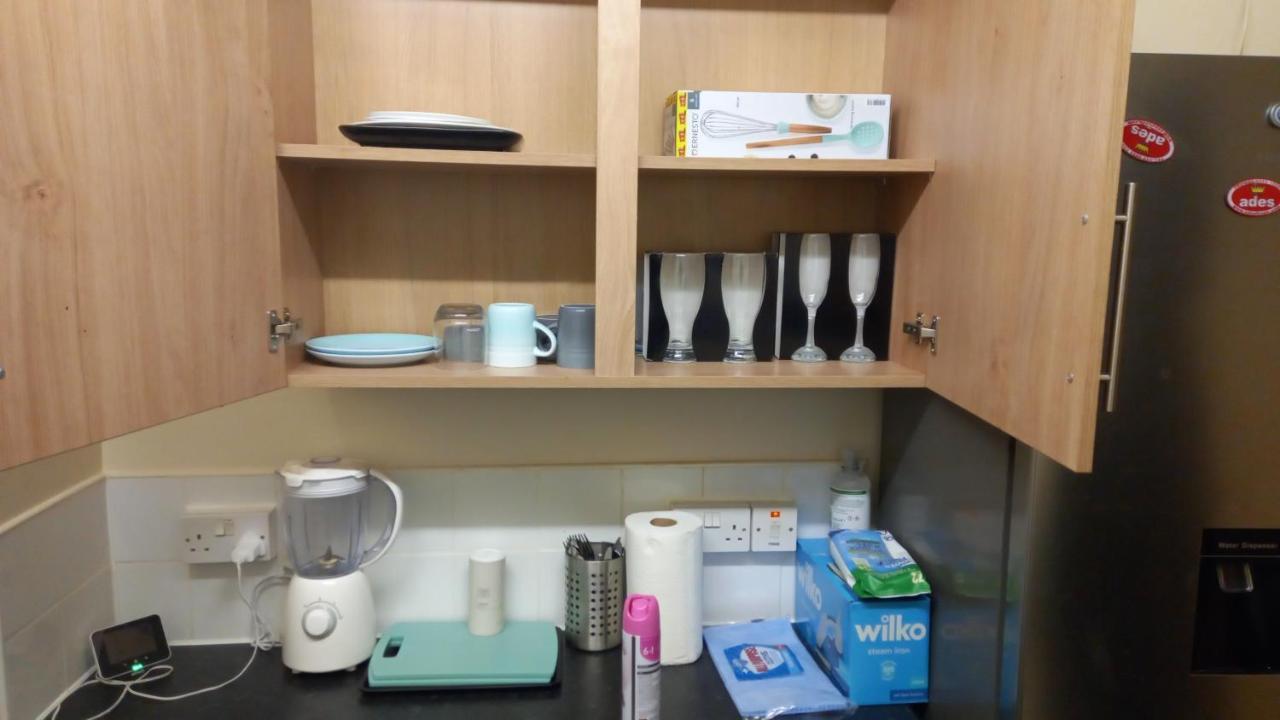 2-bedroom Flat In Cutty-sark, Greenwich ! Apartment