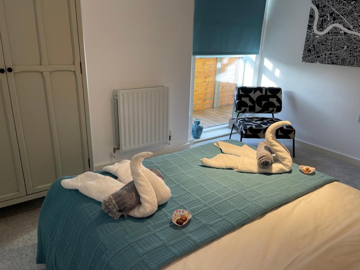 - The Shoreditch, Angel, Old Street Apartment London