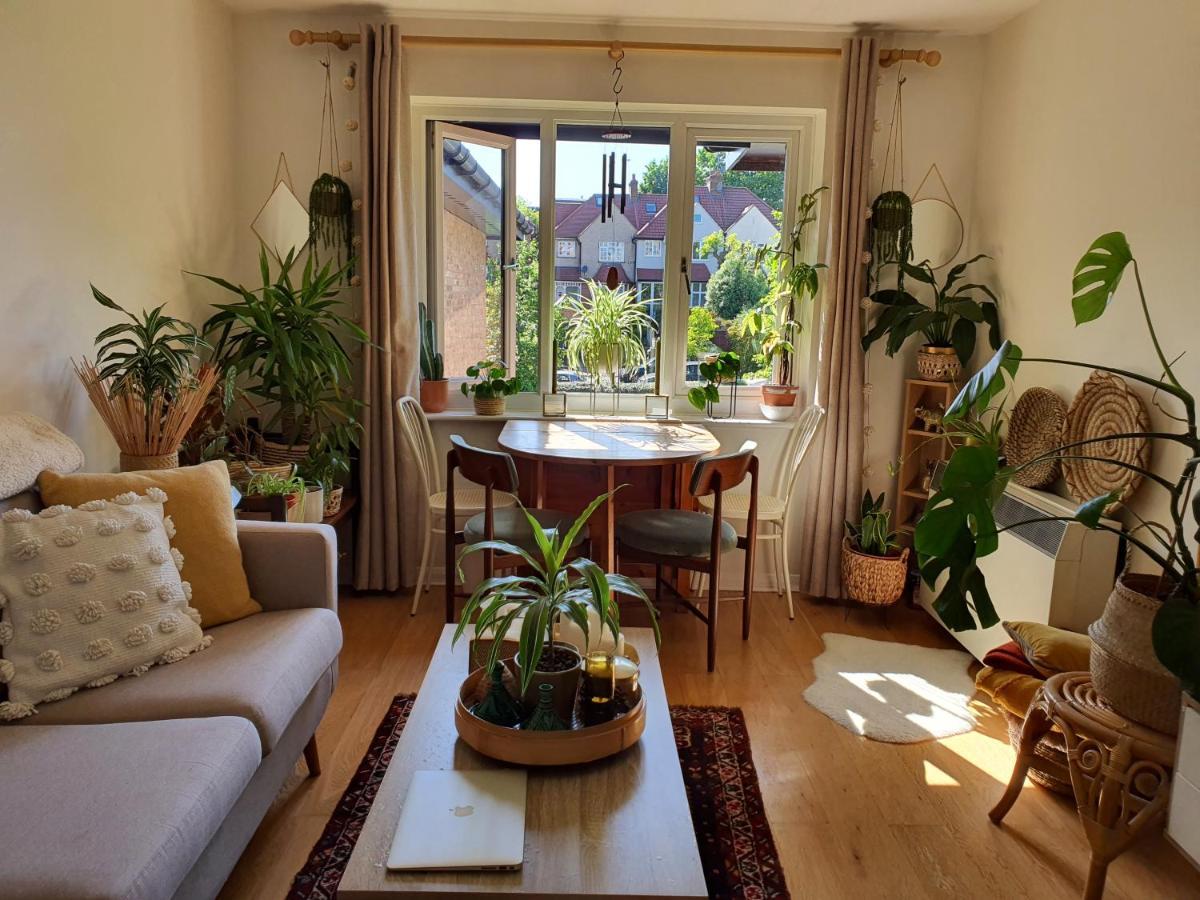 Parkview Court *