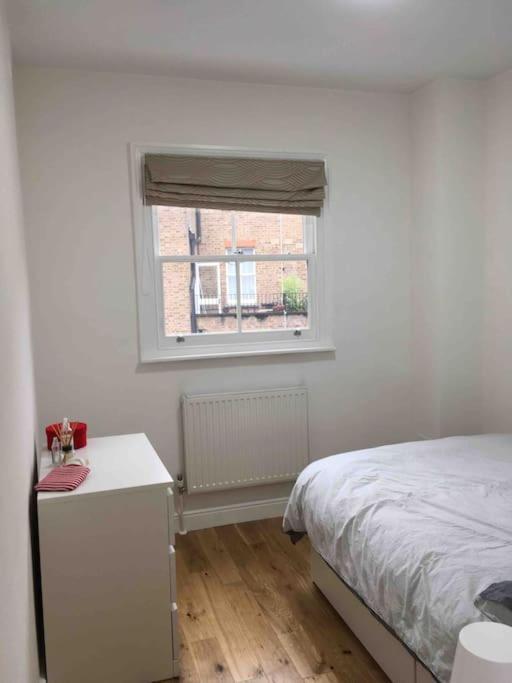 Newly Refurbished 2-bedroom Flat In Notting Hill Londen