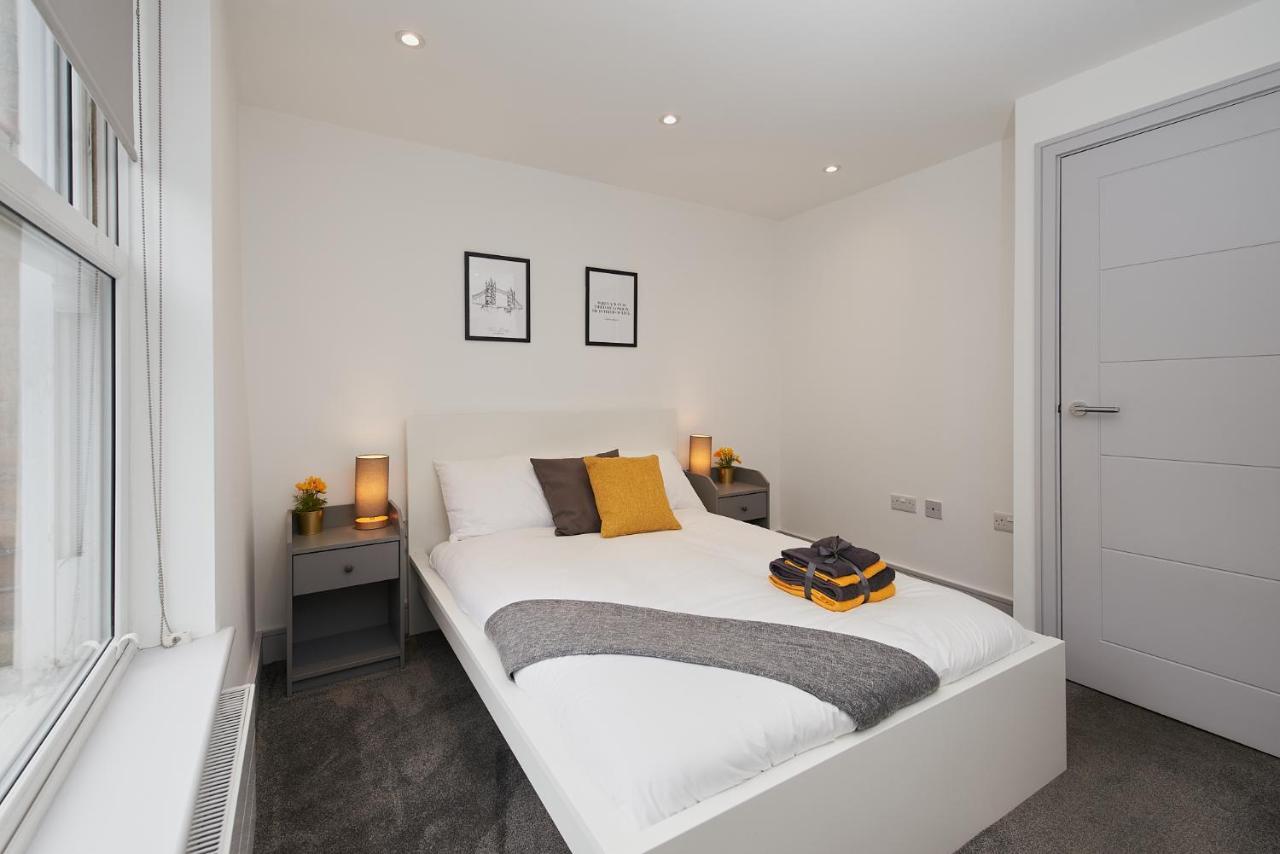 High Spec 2 Bed W/parking Available * Londres