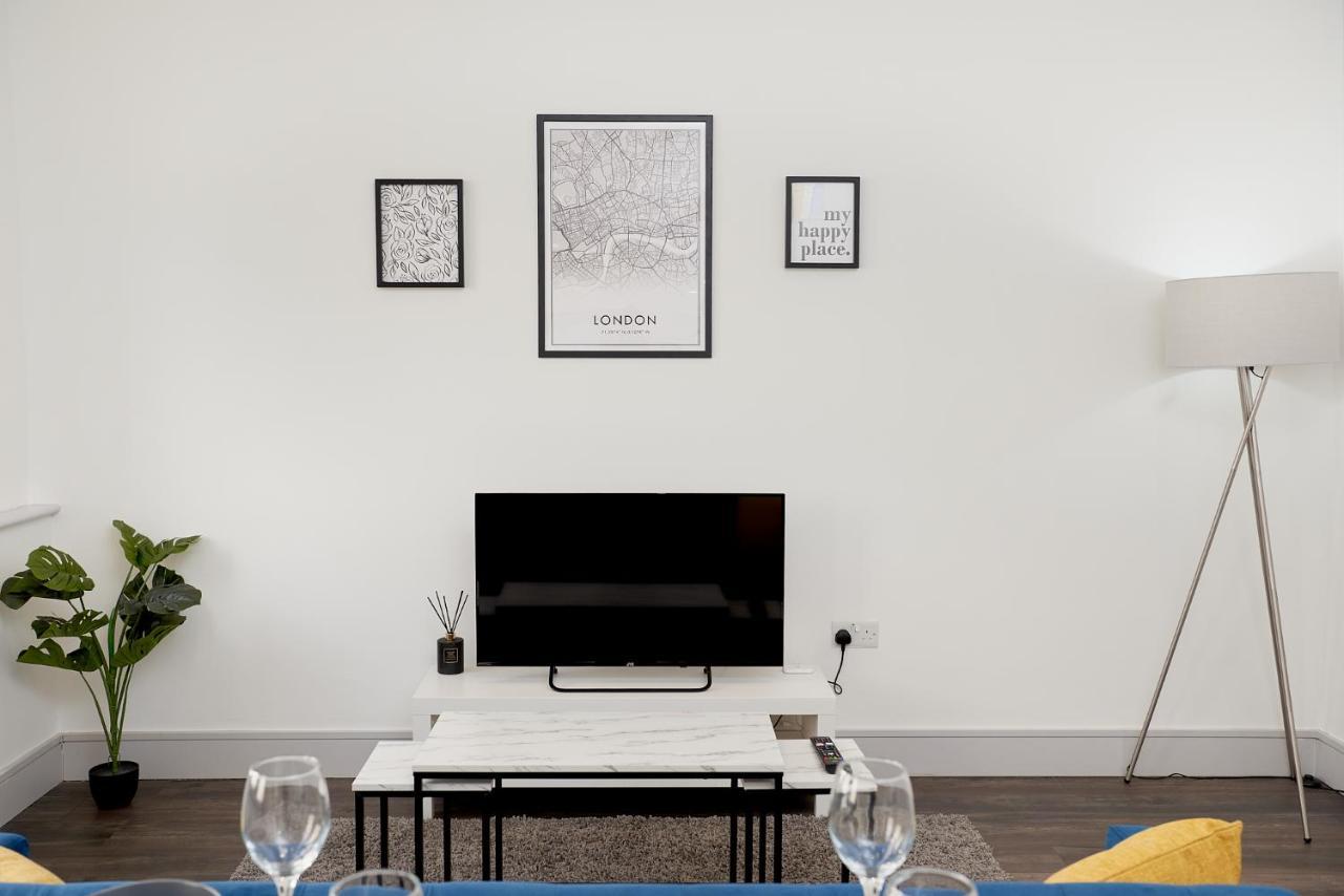 High Spec 2 Bed W/parking Available * Londres