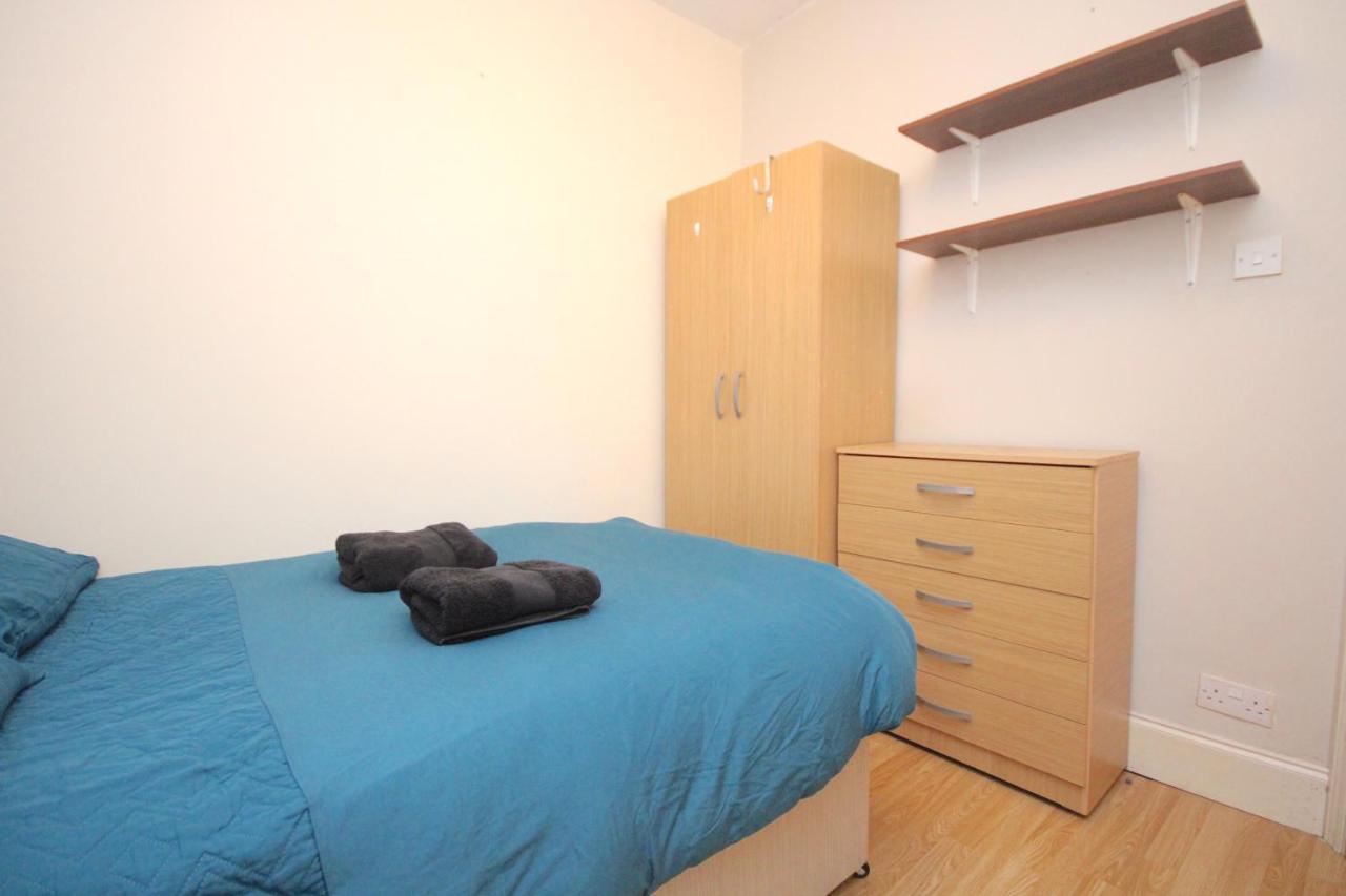 Appartement Three Bedroom Flat With Garden In Fulham Londen