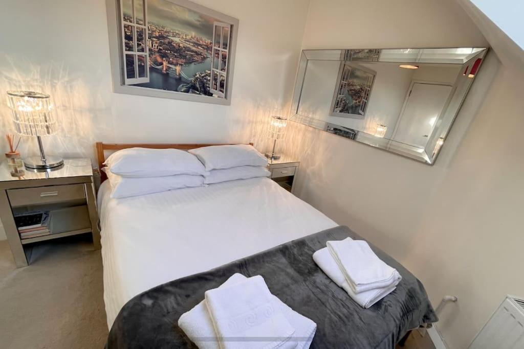 Appartement Spacious 1 Bedroom W/ Outdoor Terrace