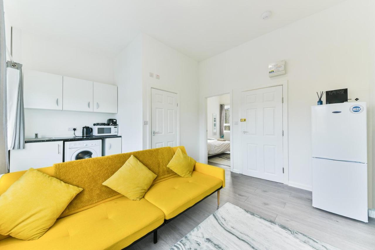 Amazing 1-bed Flat 20 Mins Into Victoria *