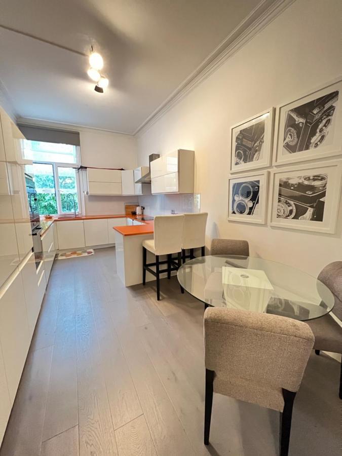 27 Queens Gate * London