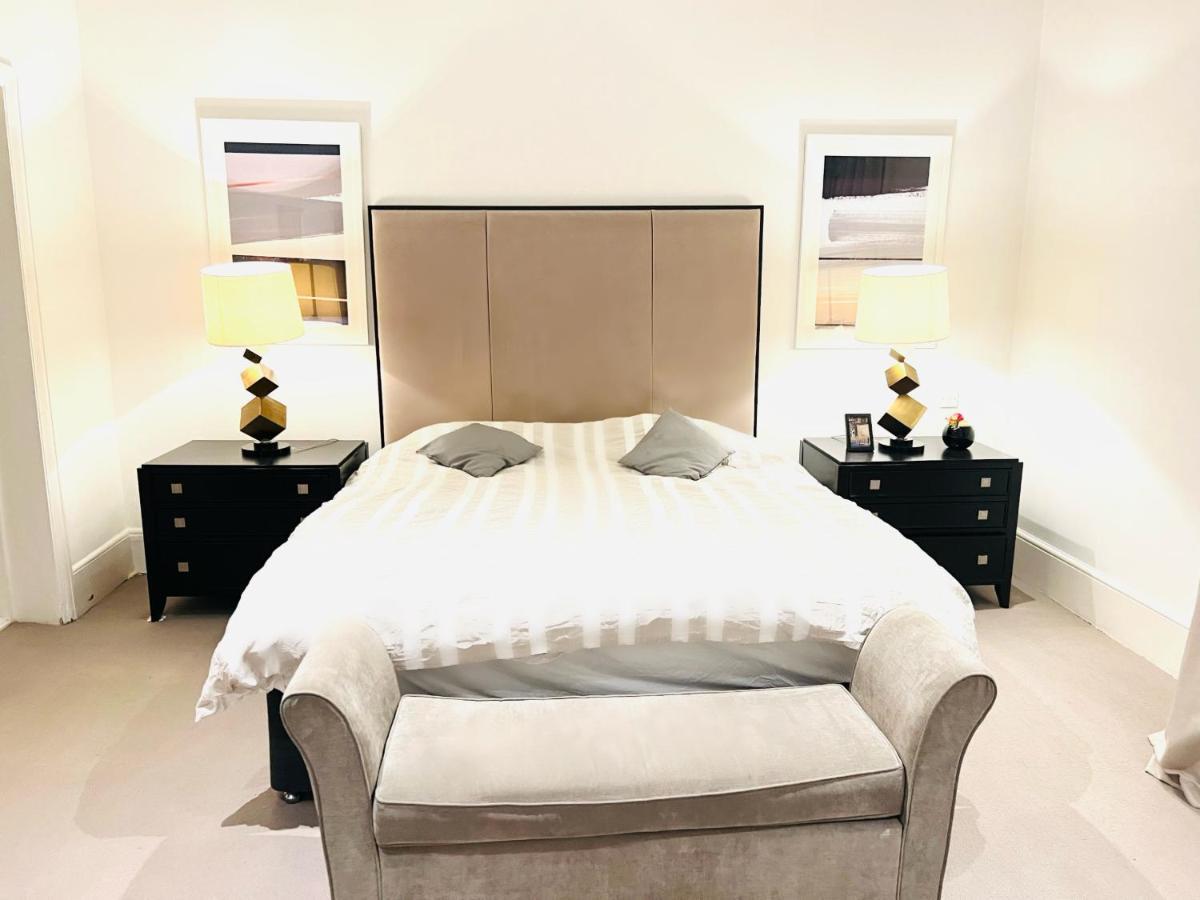 Apartment 27 Queens Gate