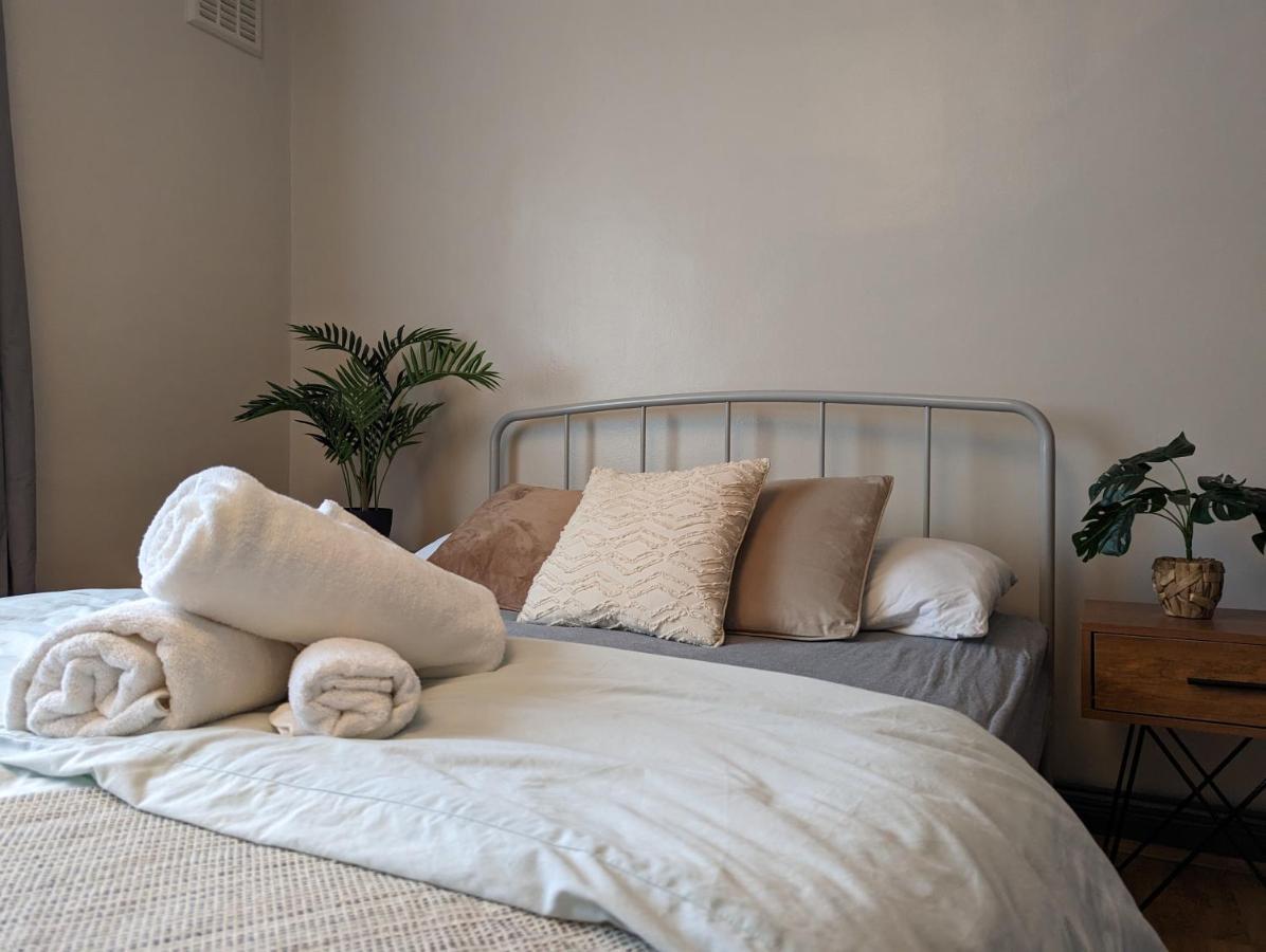 1bd With Balcony In Hoxton - Zone 1 Apartment *