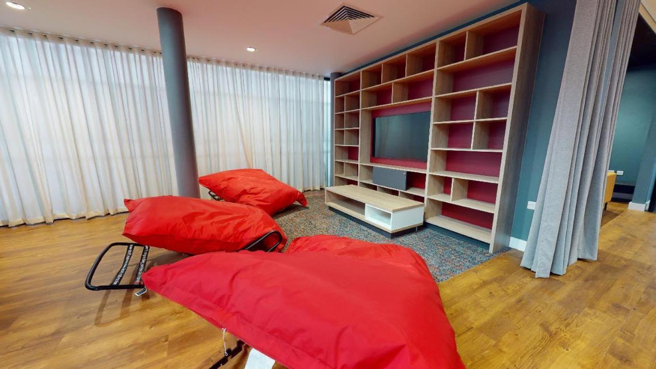 For Students Only Ensuite Bedrooms At Will Wyatt In London * Londen