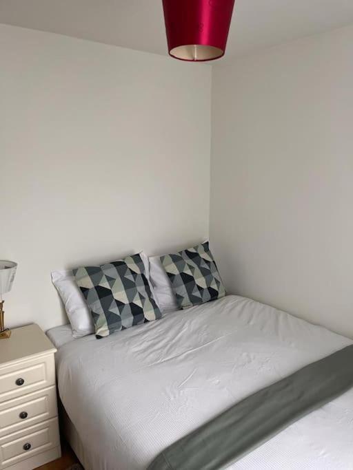 2 Bed Flat In Canning Town Appartement Londen