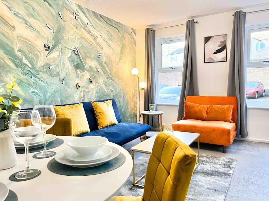 Apartment Free Parking - Business Or Relocation - Weekly Or Monthly - 4 Guests By Hofin Stays Short Lets & Serviced