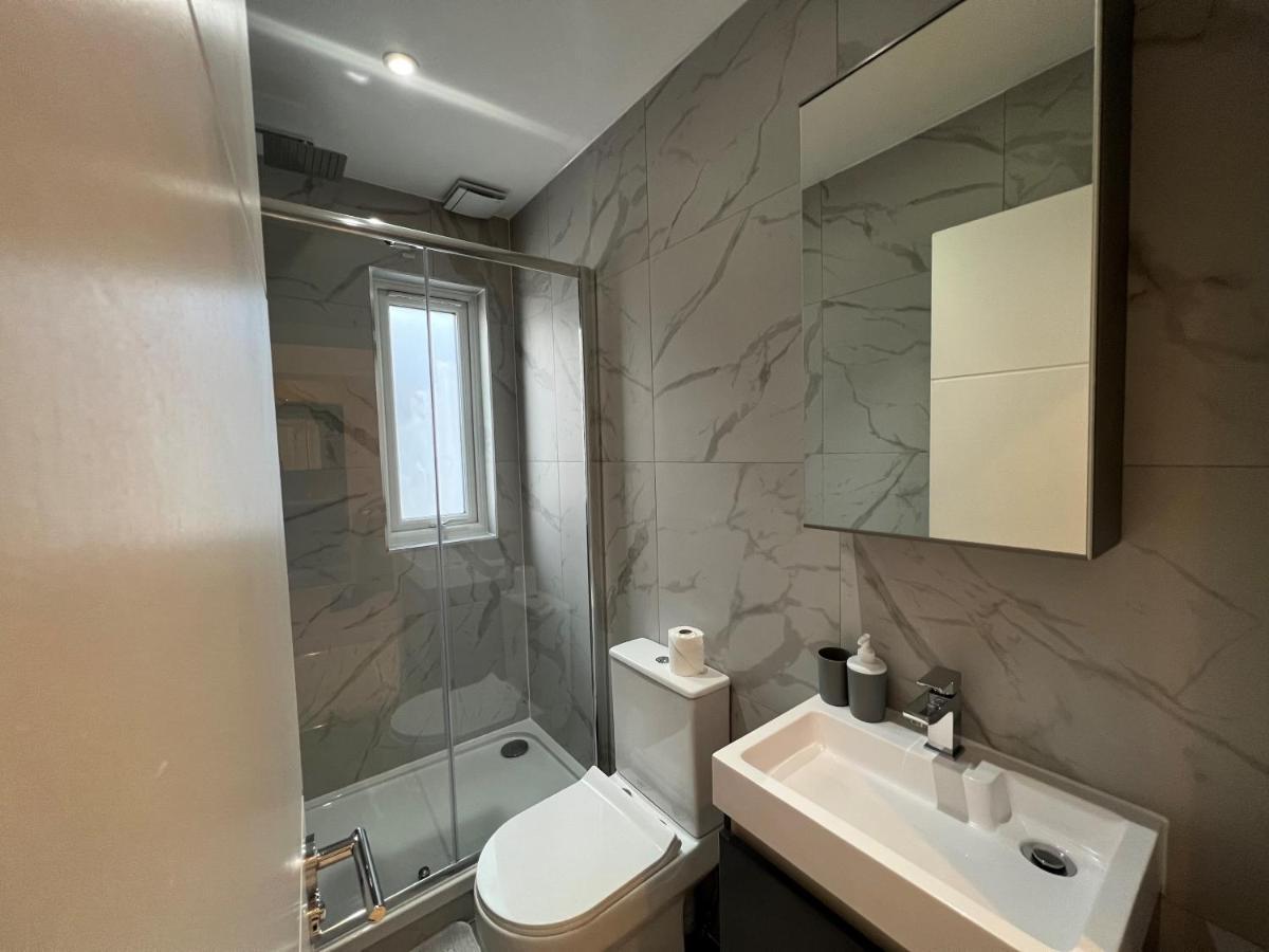 Star Station Road 3-bed Haven Appartement *