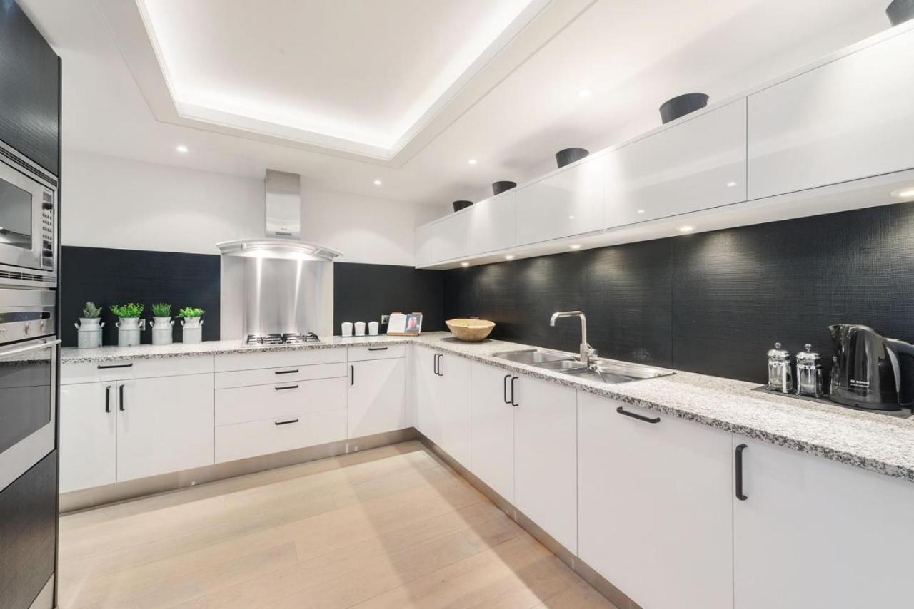Feriehus Prime Knightsbridge Mews - 4 Bed House *