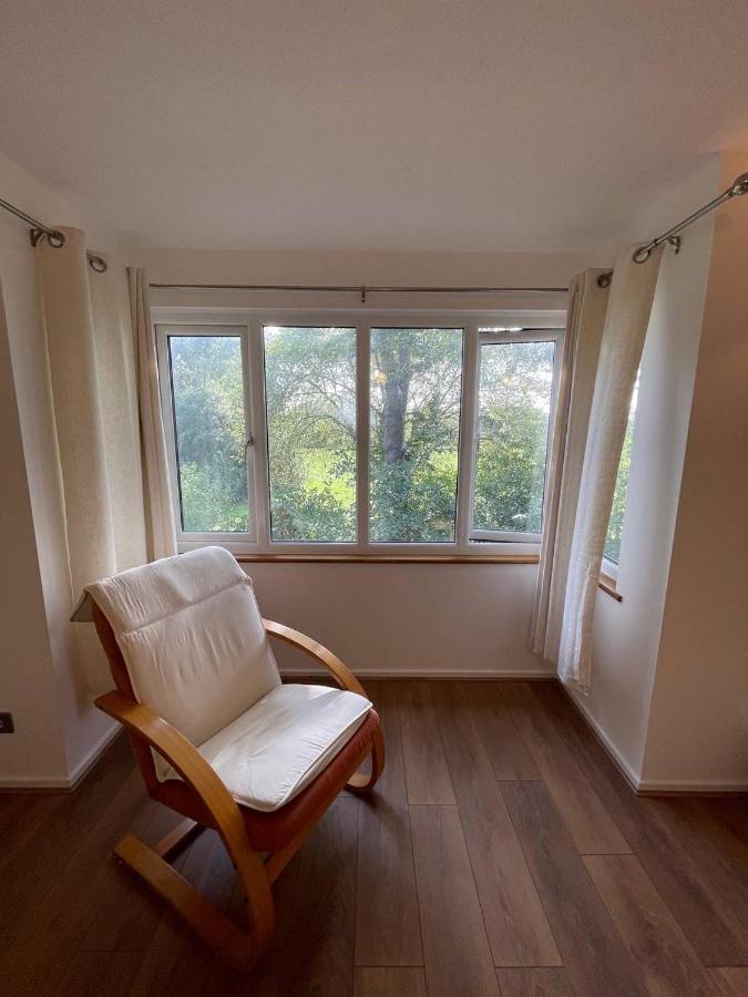 Leilighet Lovely 2 Bedroom Flat With Free Parking, Great Transport Links To London, The Excel Centre, Canary Wharf And The O2! London