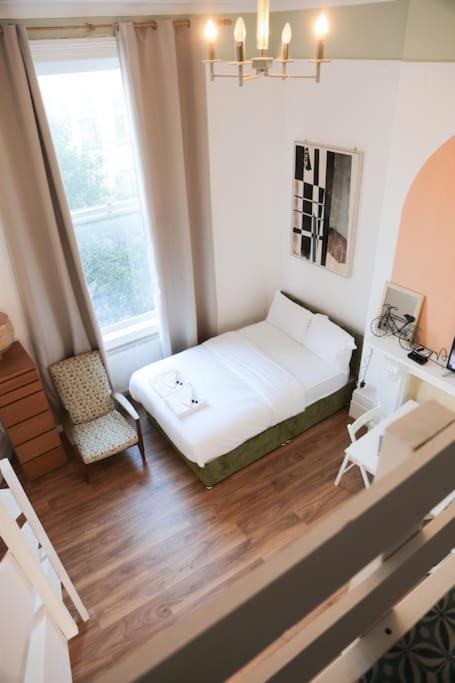 Sunlight Studio In King's Cross Apartment