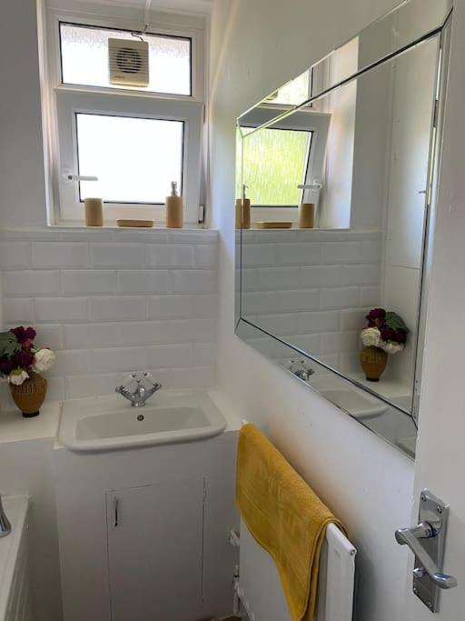 Appartement Lovely 2 Bedroom Flat In Greater Londen