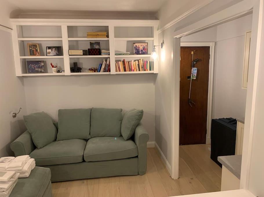 South Kensington Apartment