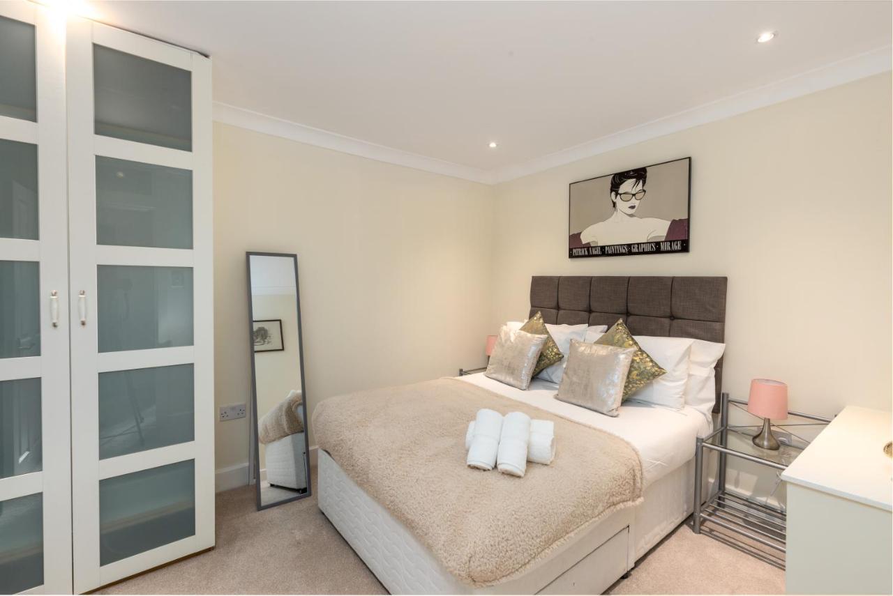 Vakantiehuis Stunning 3 Bed House With Garden Londen