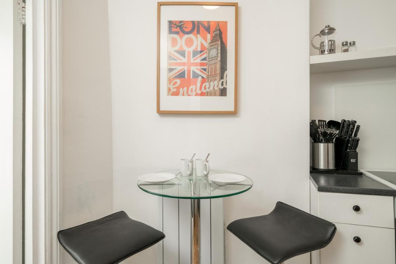 Soho & Covent Garden Apartment, Sleeps 3 Leilighet London