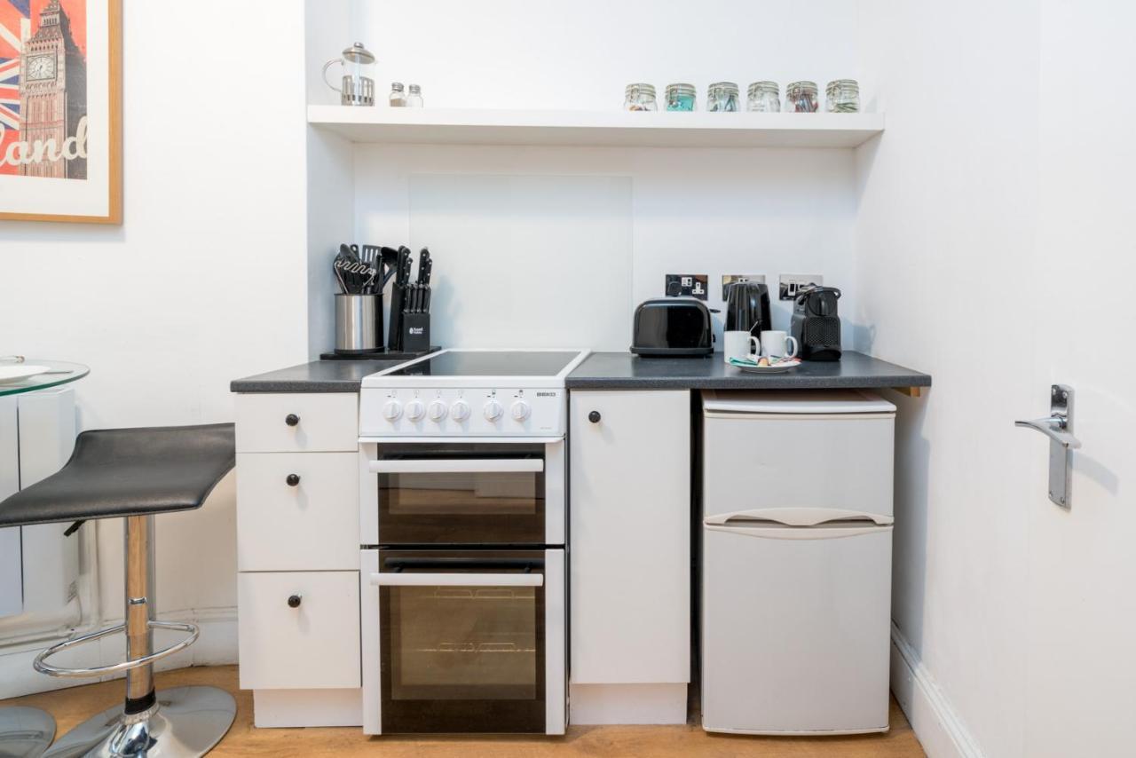 Soho & Covent Garden Apartment, Sleeps 3 London