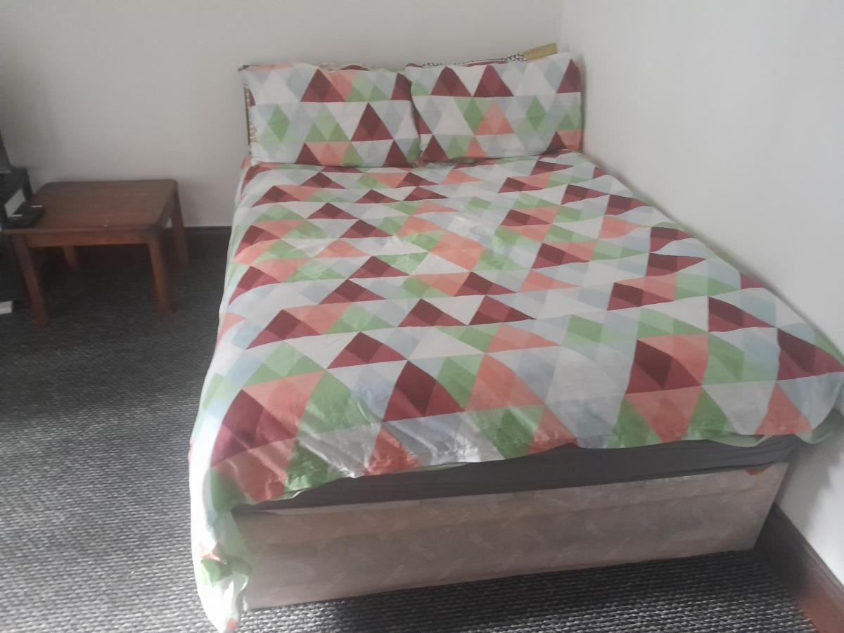 Apartment Lovely 1-bed Studio In *