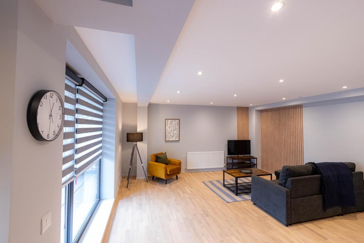 Luxurious Hackney Near Train Station London