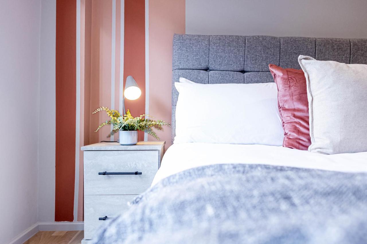 Luxurious Hackney Near Train Station Holiday home *