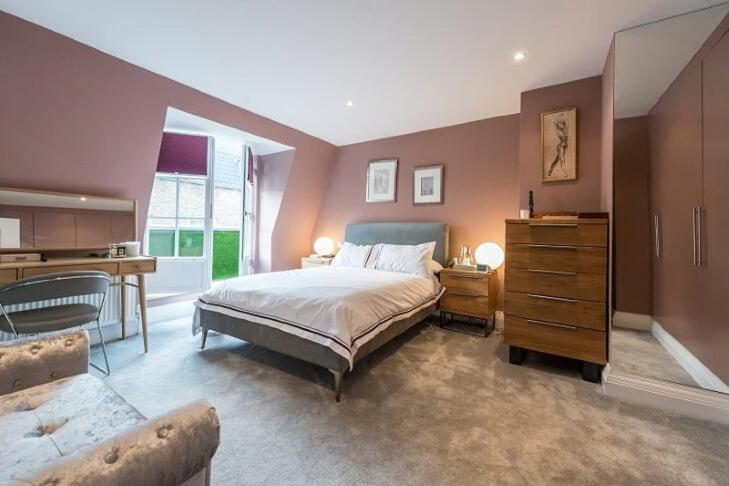 3 Bedroom Modern Mews House *