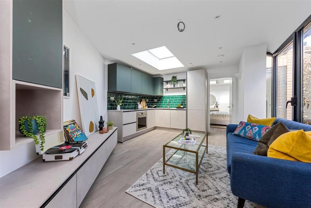 Cozy Leyton House With Garden And Small Terrace Apartment