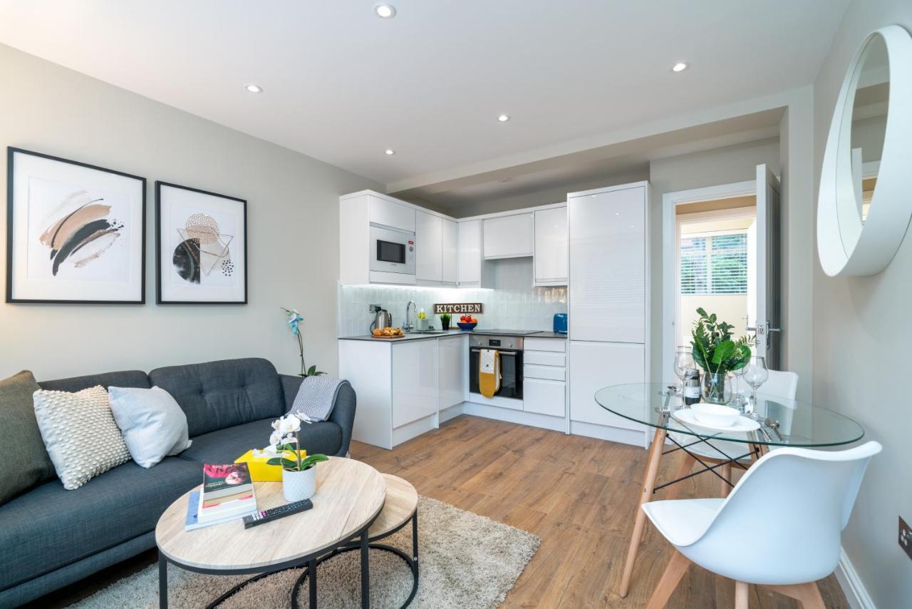 Westfield 2 Bedroom Near Notting Hill Appartement Londen