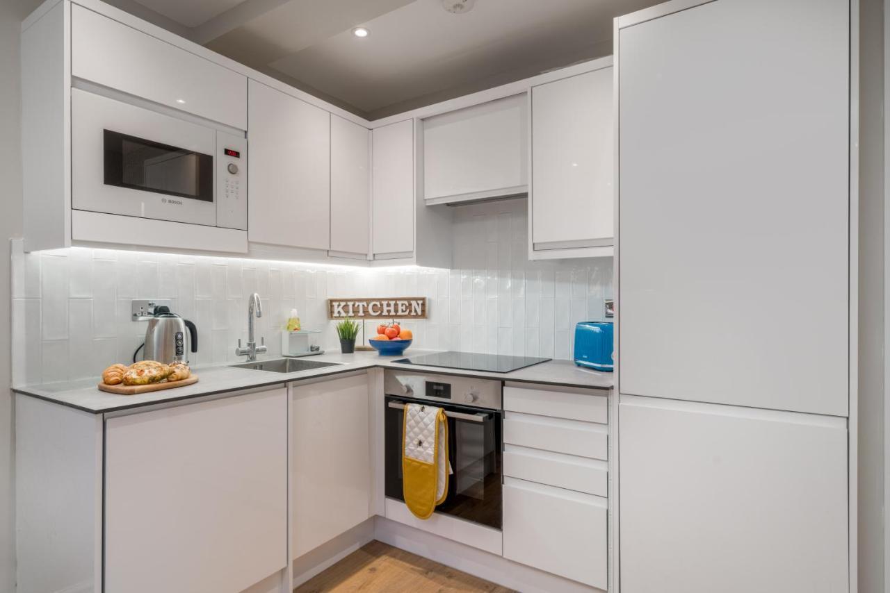 Westfield 2 Bedroom Near Notting Hill Appartement Londen