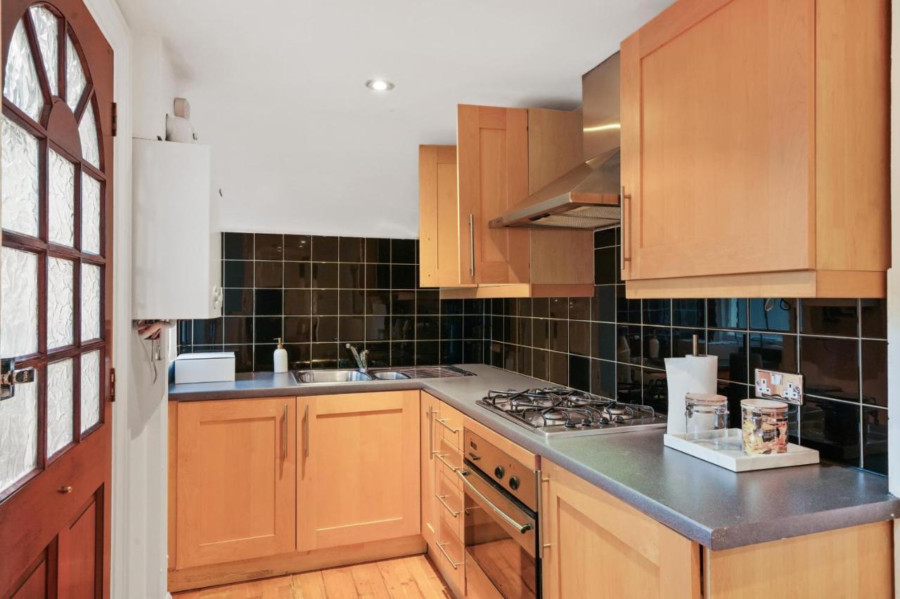 Apartamento Rare Knightsbridge Gem By Dena Elite Collection