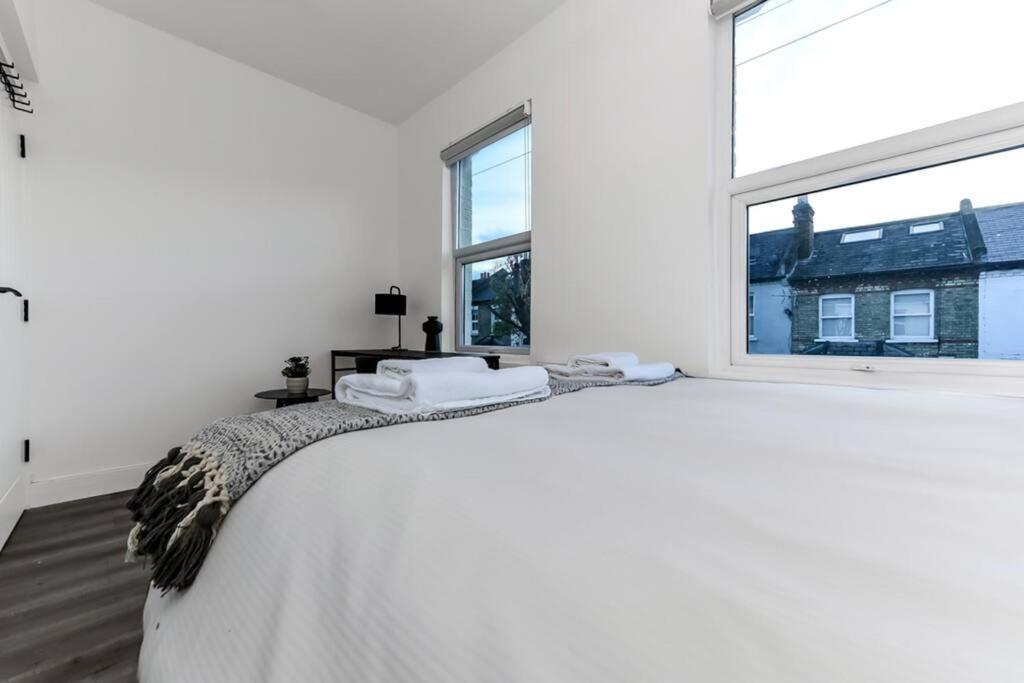 Appartement Hunky 3 Bedroom Flat In Hereward, *