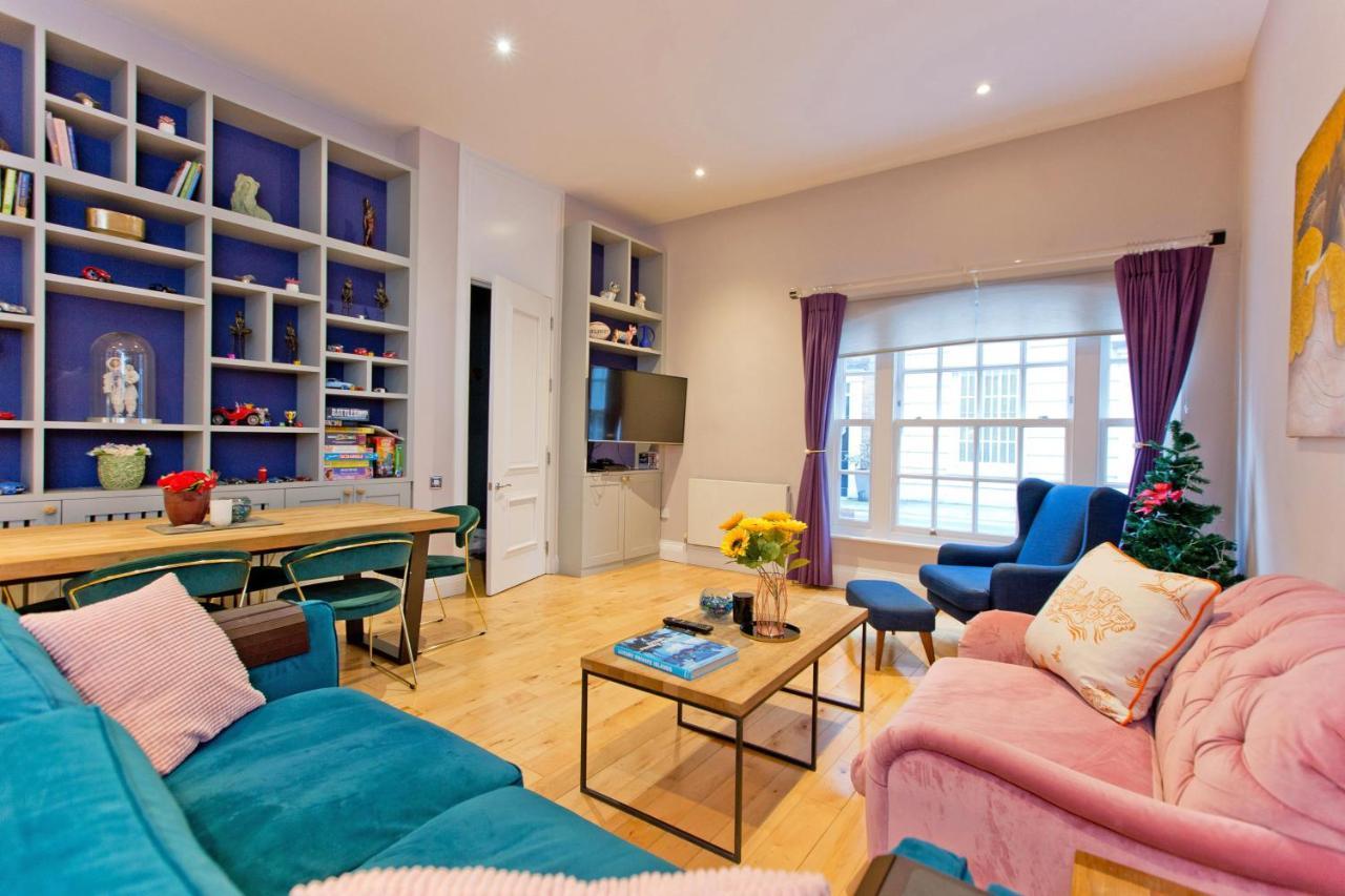 3 Bedroom Modern Mews House London