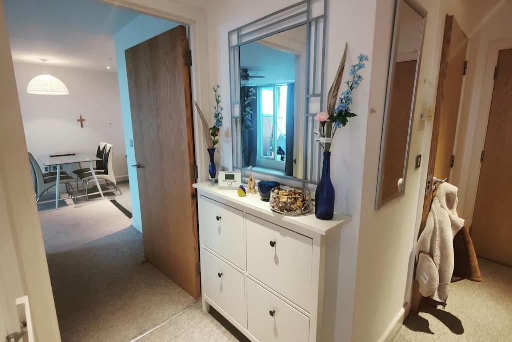 Custom House Apartamento *