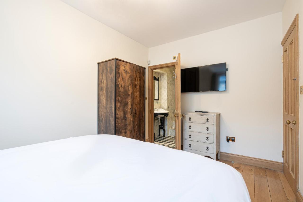 Vakantiehuis Stone Built Vintage Chic House In The Heart Of Knightsbridge Londen