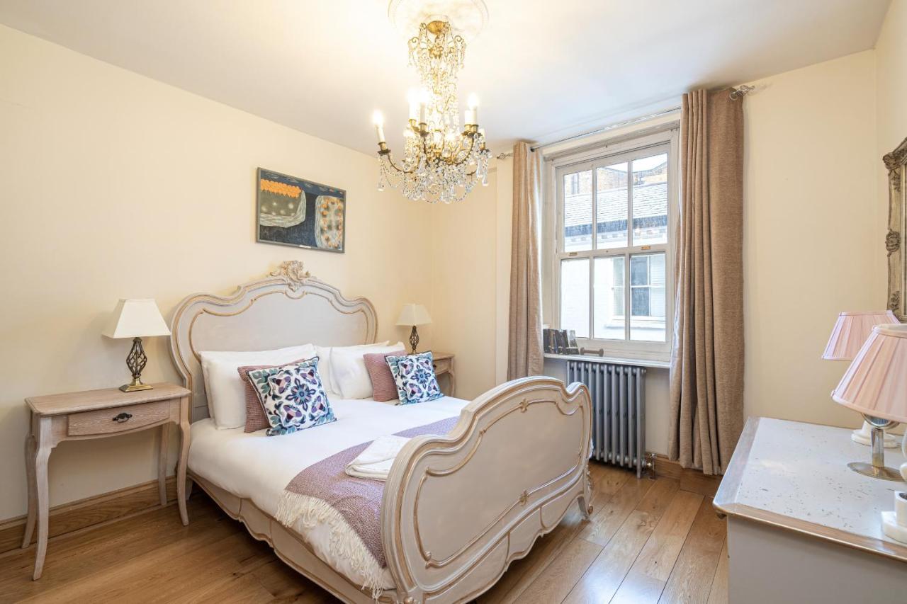 Stone Built Vintage Chic House In The Heart Of Knightsbridge Vakantiehuis *