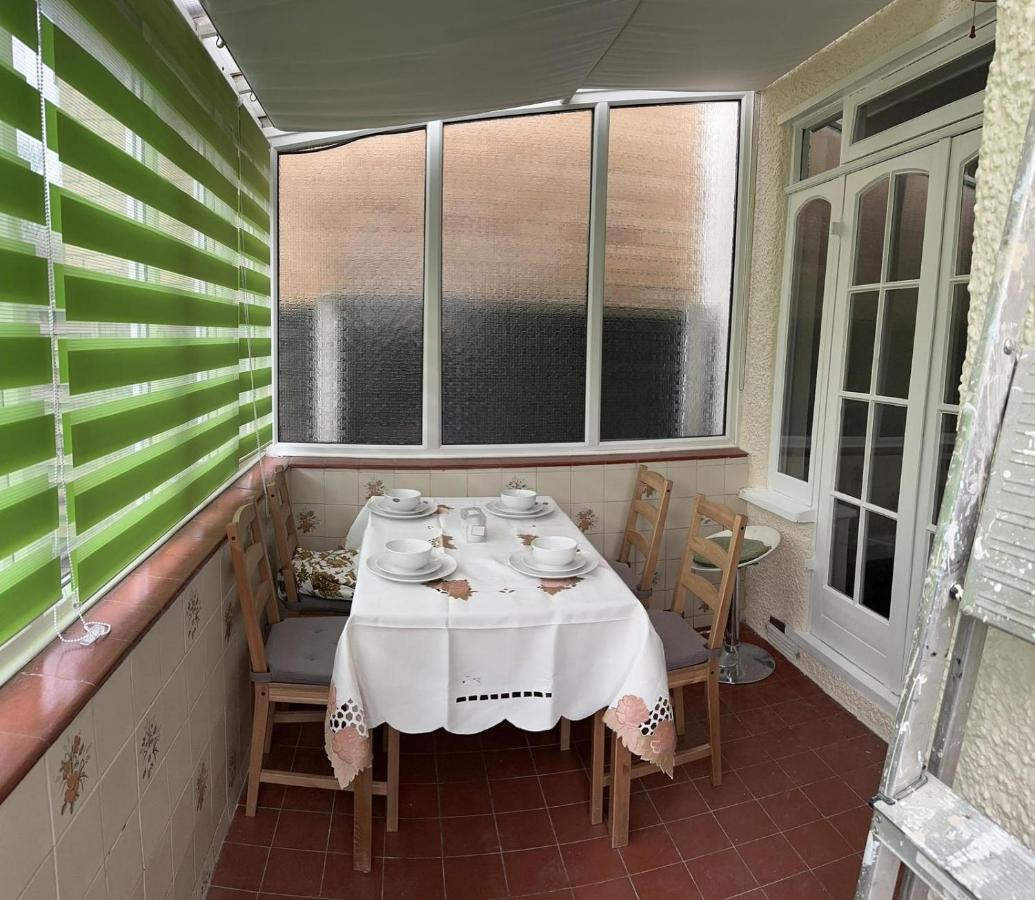 Amazing And Romantic O2 Arena 4 Bedrooms House Free Parking Holiday home