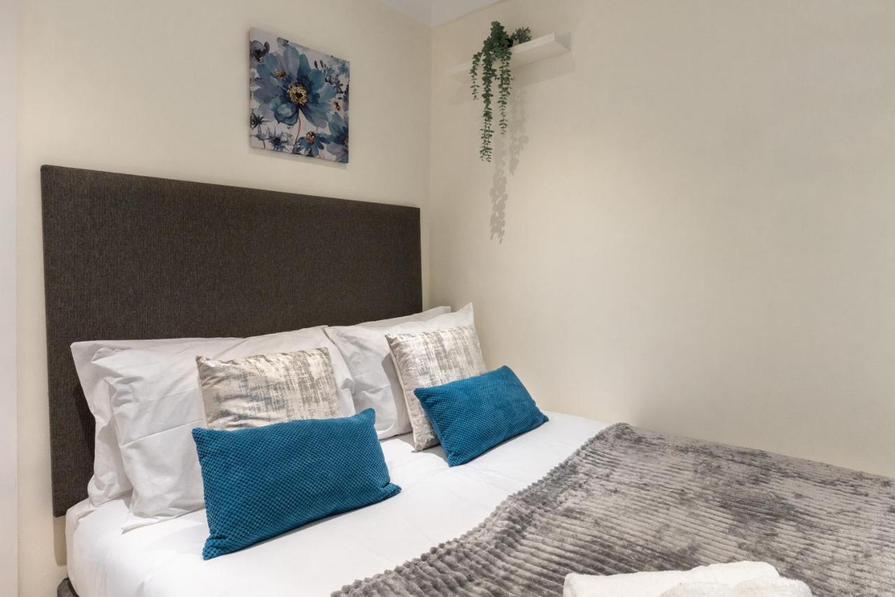 Stunning 3 Bed House With Garden * Londen