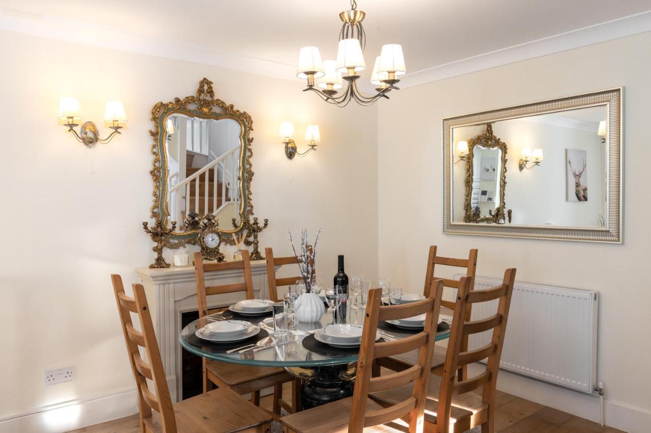 Vakantiehuis Stunning 3 Bed House With Garden *