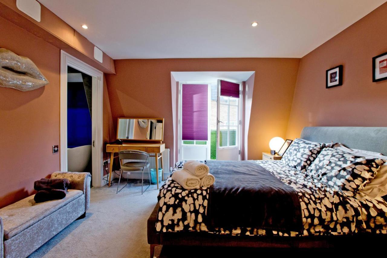 3 Bedroom Modern Mews House Apartment