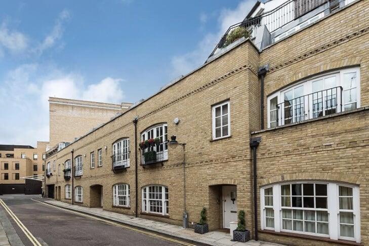 3 Bedroom Modern Mews House