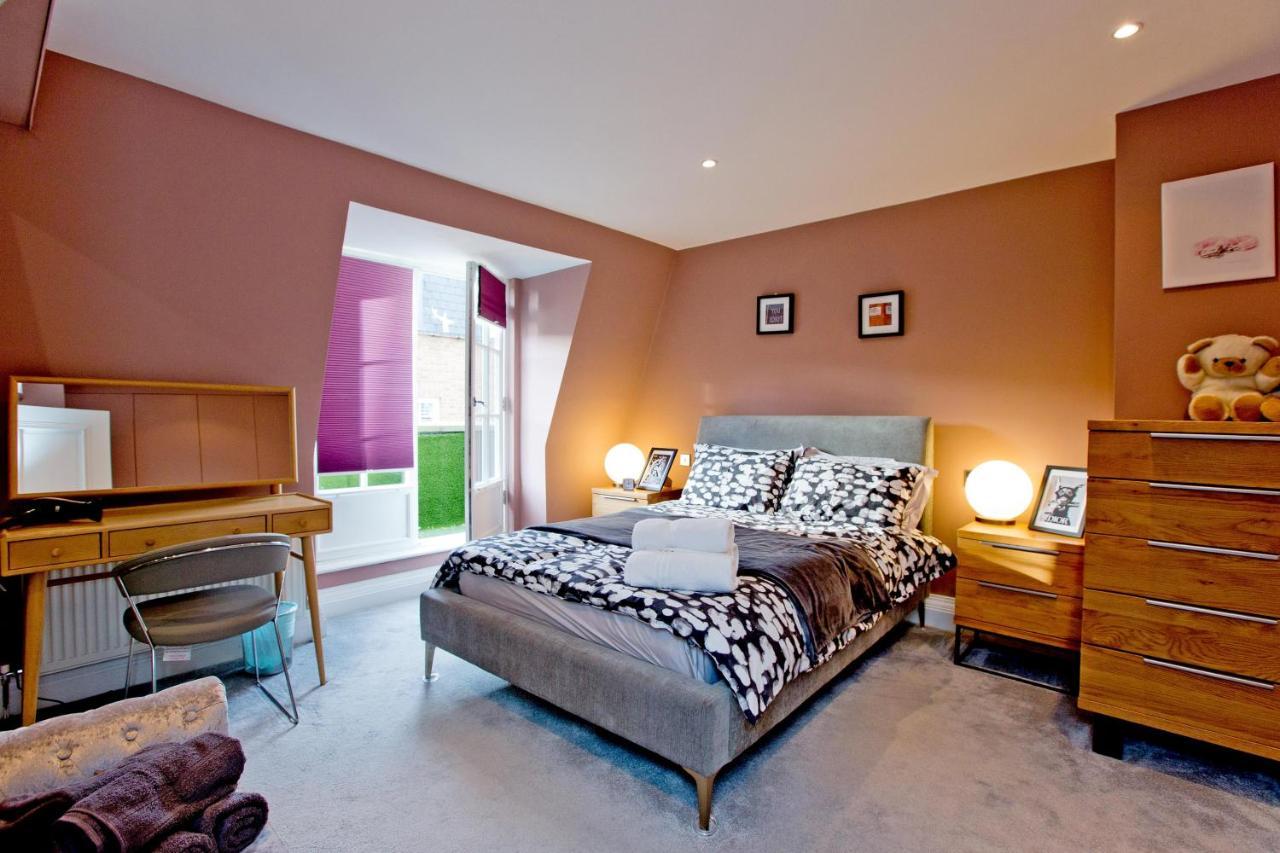 3 Bedroom Modern Mews House Apartment *