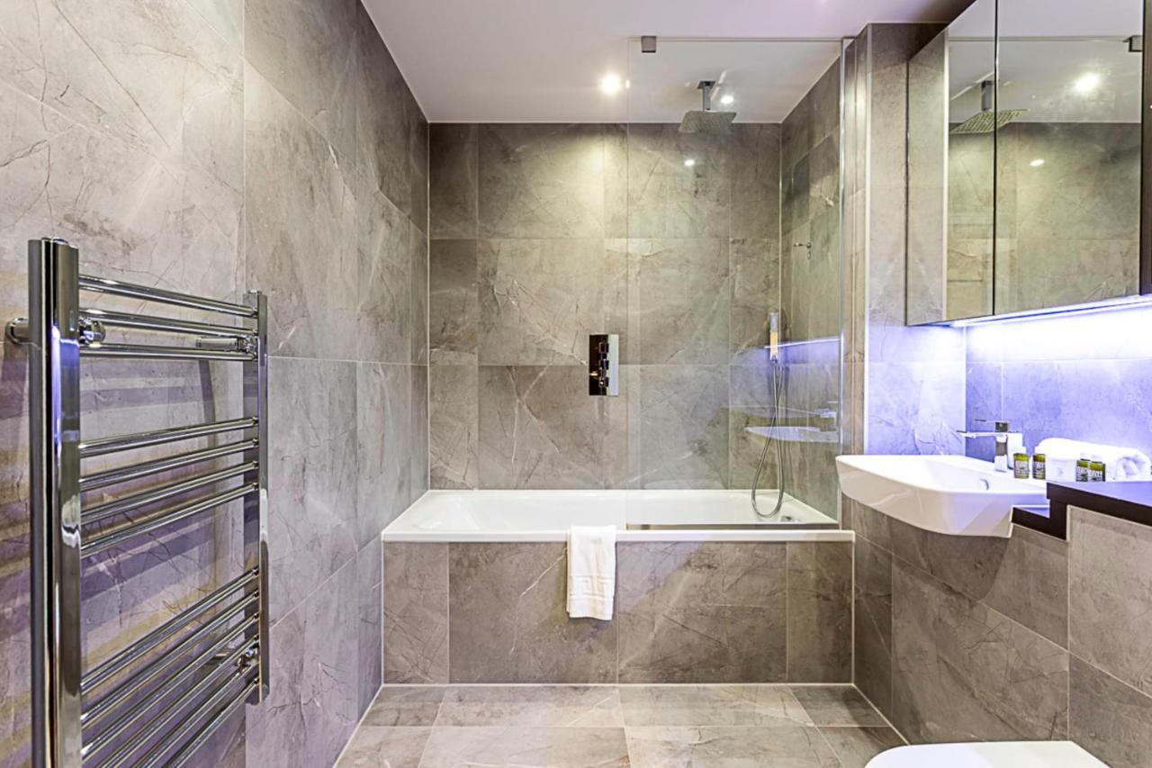 Apartment Icon Tower Flat Vii London