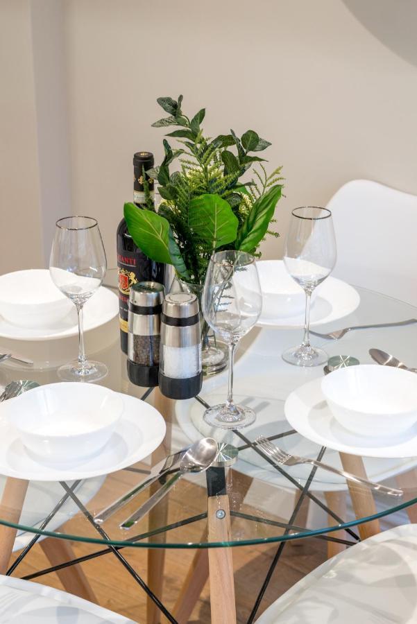 Westfield 2 Bedroom Near Notting Hill Appartement Londen